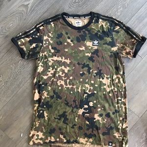 RARE ADIDAS CAMO TEE